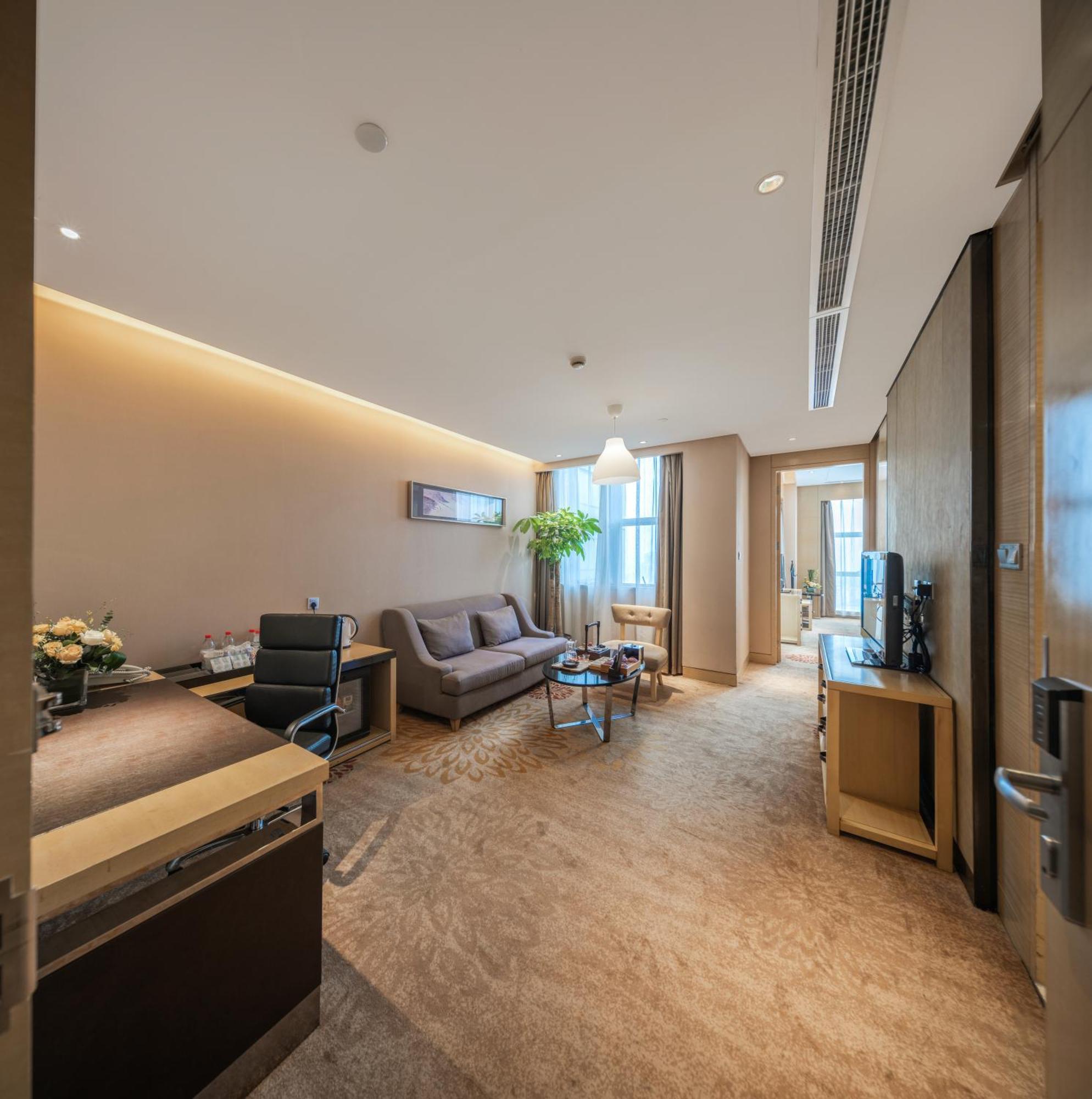 Grand Skylight International Hotel Ganzhou Chang Zhen Avenue Екстериор снимка