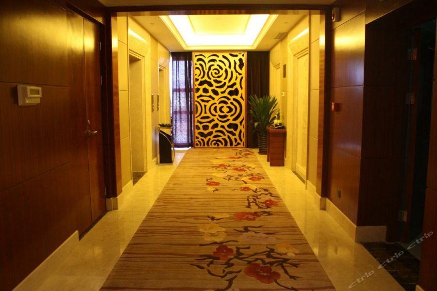 Grand Skylight International Hotel Ganzhou Chang Zhen Avenue Екстериор снимка